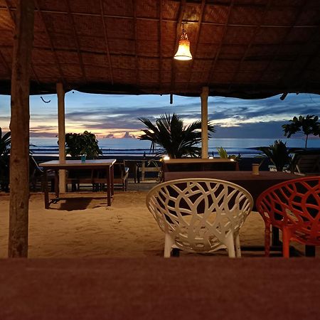 Shantaram Beach Huts Arambol Esterno foto