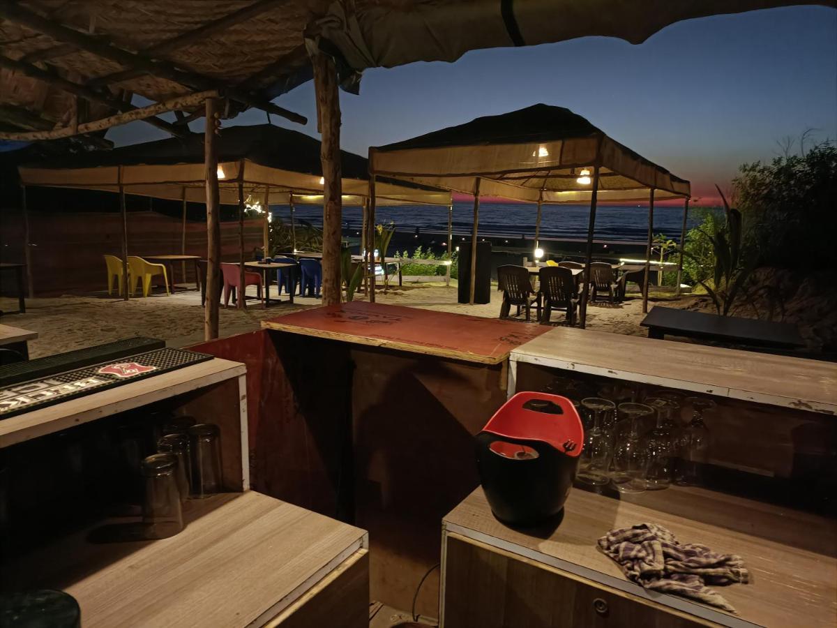 Shantaram Beach Huts Arambol Esterno foto