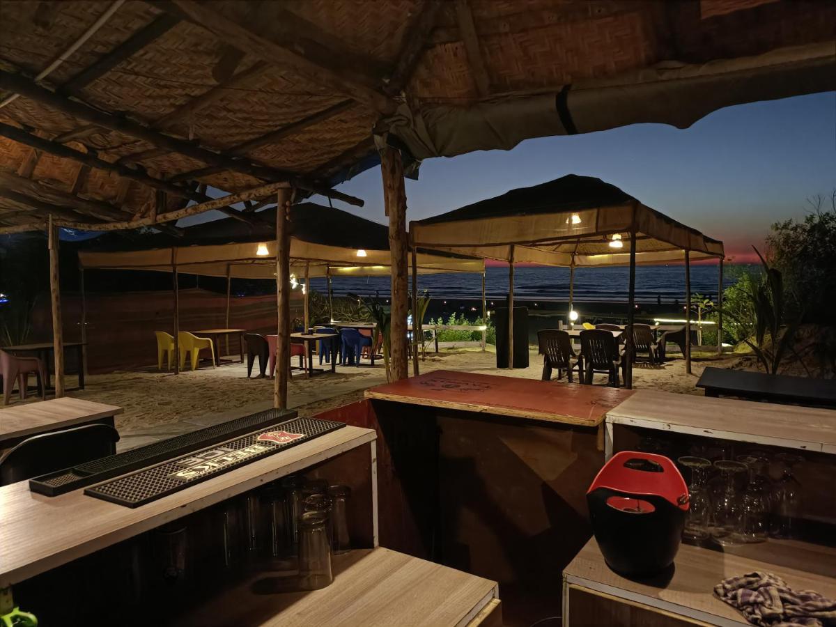 Shantaram Beach Huts Arambol Esterno foto